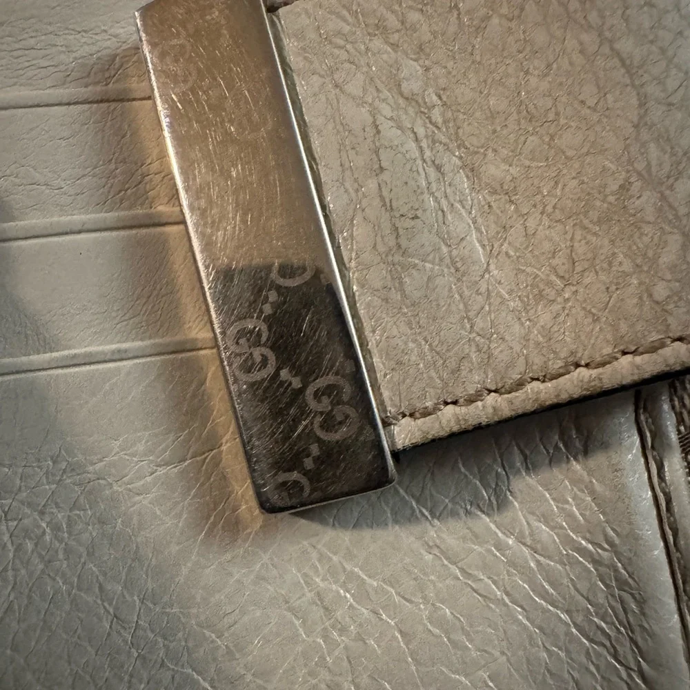 GUCCI GG Bifold Canvas Wallet - Picture 8 of 13